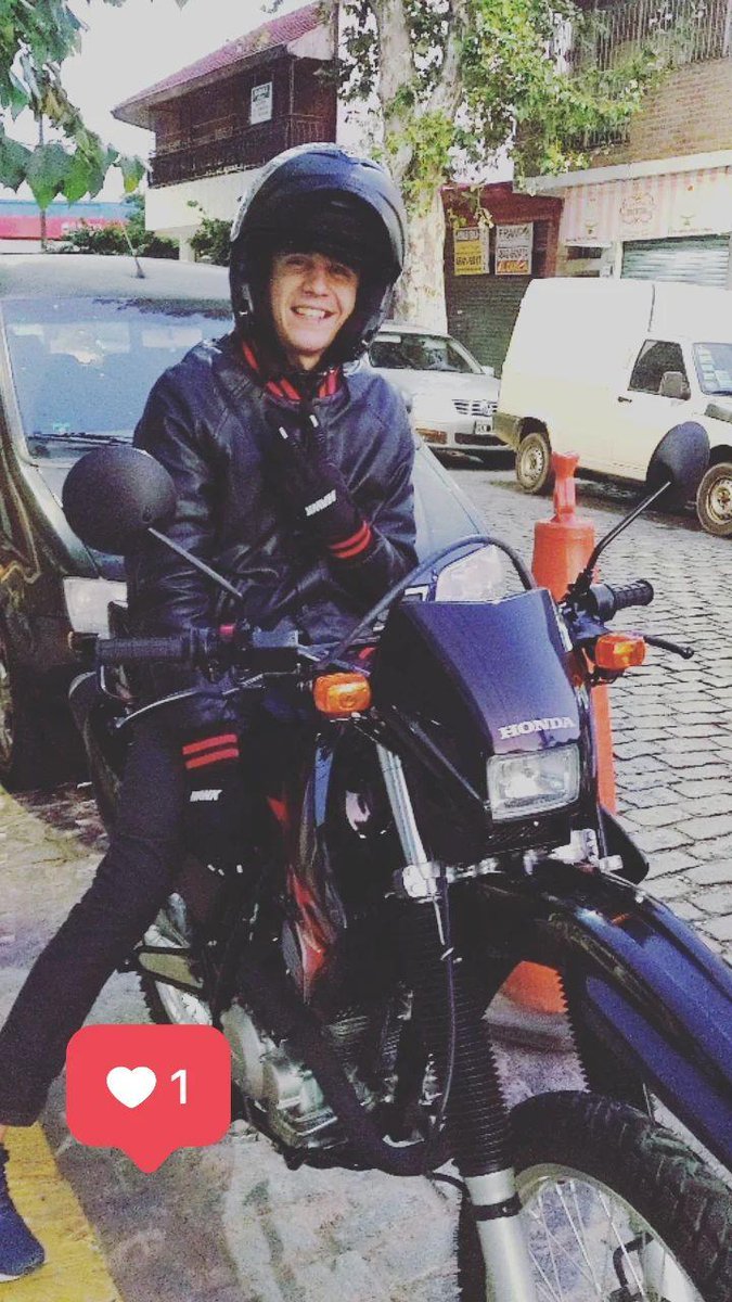 FacundoMaftic's tweet photo. Una vuelta, una sonrisa🙂 https://t.co/uR5QOPM6yq