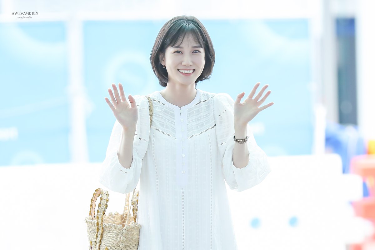 220808 박은빈 인천공항출국🐰🍀
#박은빈 #ParkEunBin 

+)고화질 더보기
bit.ly/3SAOhYf
bit.ly/3Qg53dB
bit.ly/3Sum0T4
bit.ly/3PeSnlU
bit.ly/3PaqOtS
bit.ly/3djvq3S
bit.ly/3Q9kZyr
bit.ly/3JDuK5q