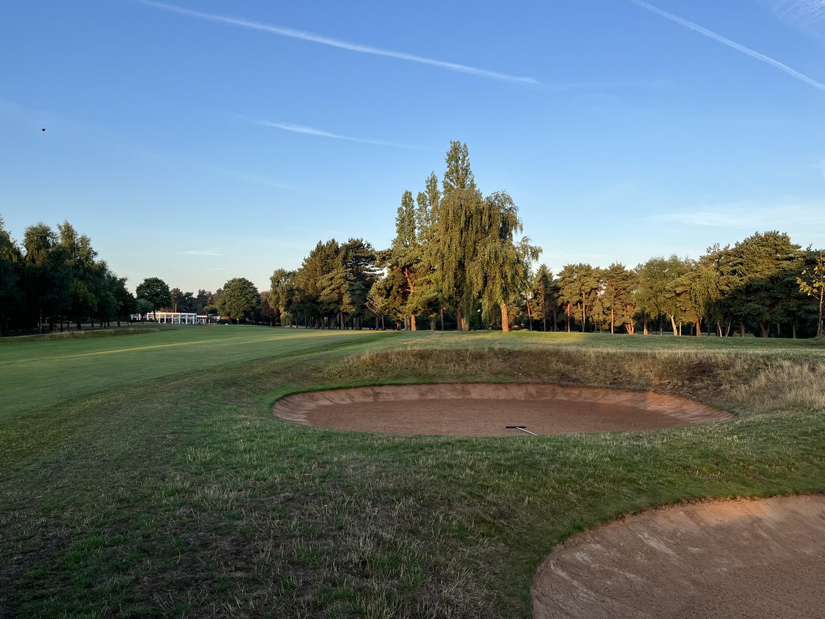 ClubWheatley's tweet photo. full set on the way for our #yugc 36 hole scratch event the George Duncan trophy ! course looking great despite still recovering from the dry period, greens stimp 12 this morning 😳 bit quicker then i’d hoped for but hey ho 👍🏻 have a great day all 👍🏻 https://t.co/9g61JEBNhJ
