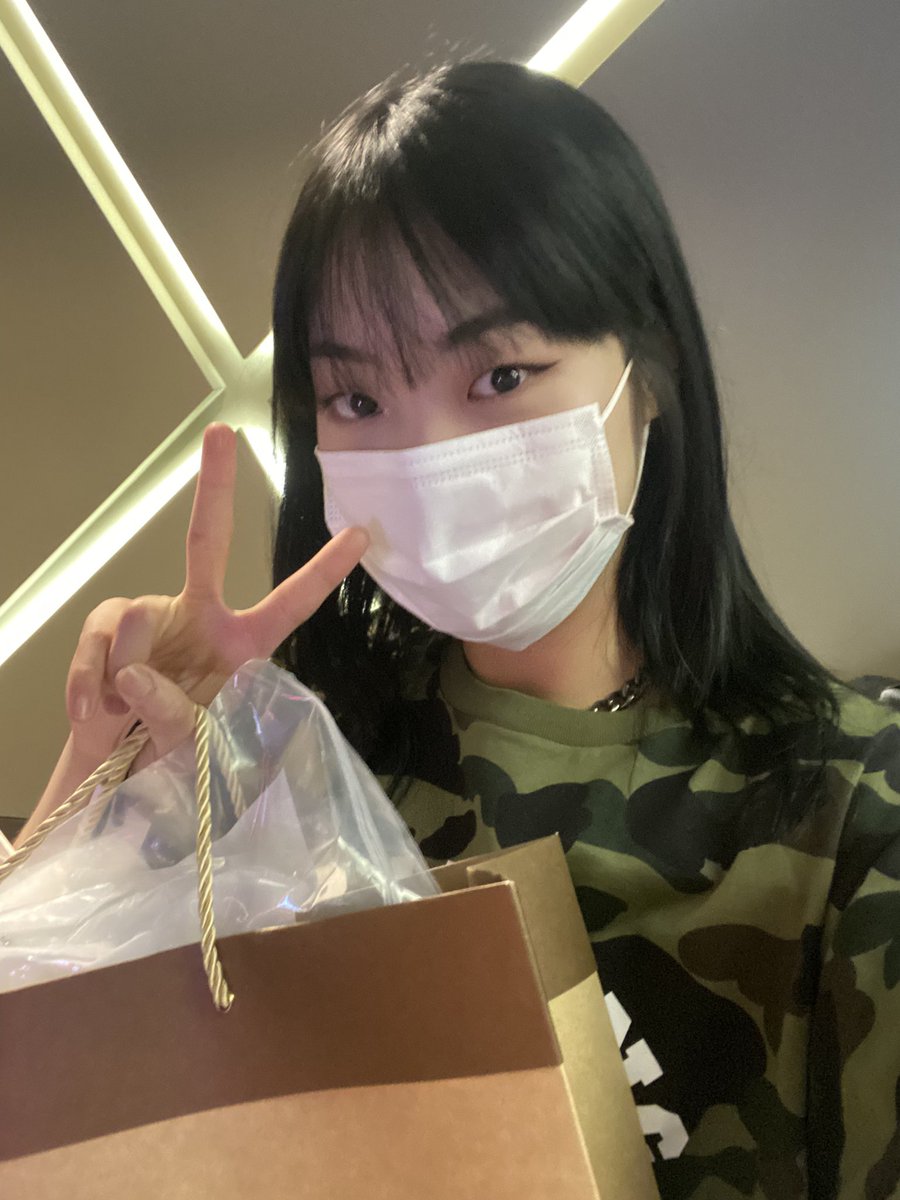 nainyzn's tweet photo. 나인아 스무살 생일 축하해🥰 누구보다 행복한 하루 되길 바라🫶 #조나인 https://t.co/7G8lgMsE6j