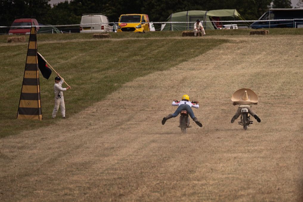 Superman 😃
.
.
#TheMalleMile #TheMalleMile2022 
#Festival #TheMile #MotorcycleRace #Race #Scrambler #ClassicMotorcycle #CustomBike #CafeRacer #OffRoadRace #Motorcycle #SprintRace #HillClimb #TheDash #TheMalle100
#TheArtofMachine #TheArtofSprint #mall… instagr.am/p/ChBp7AZuJDQ/