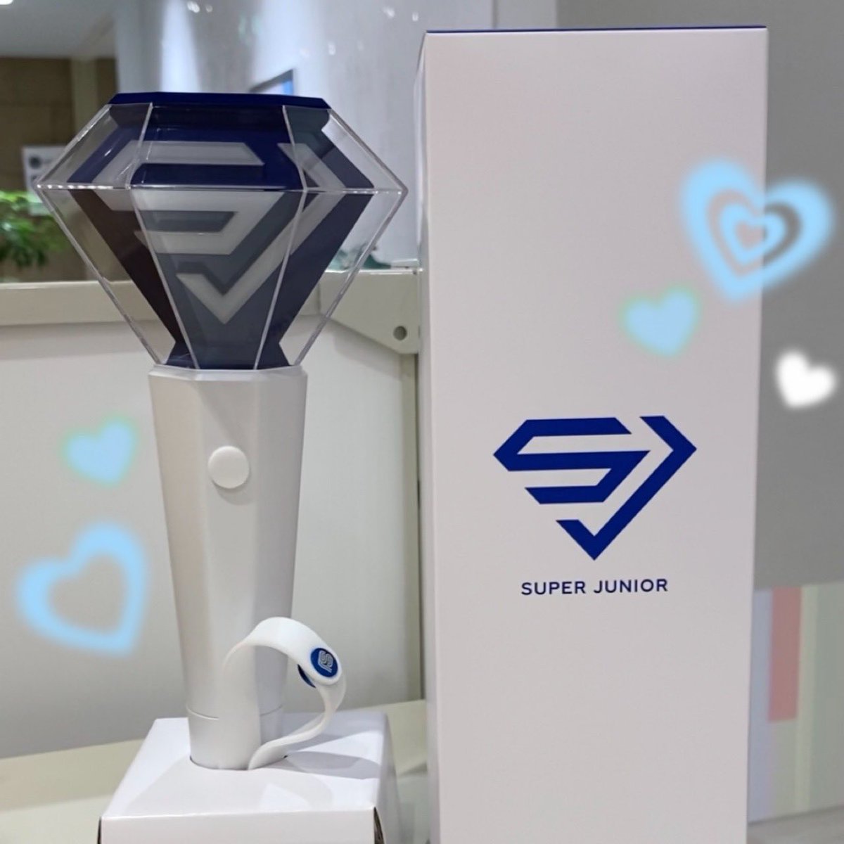busandepart_jp's tweet photo. /
#ELF の皆様〜💙
\
新宿マルイ店すり🐿です❕
当店では #SUPERJUNIOR ペンライト、ミニペンライトキーリング販売中です🥳
人気商品なのでお求めのお客様はお早めにお越しください💨
#SuperJunior_Mango https://t.co/cAd1w67vbV
