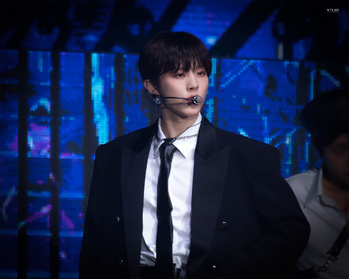 SOLID_1027's tweet photo. Fine me I'm a ghost

#김우석 #KIMWOOSEOK https://t.co/l0wvXAeR5a