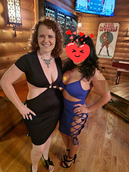 Me and my besty had a wonderful time Saturday.  She's the one who gave me the beautiful necklace. https://t<a href="/tag/fridaynight"class="tags"><span>#fridaynight</span></a><a href="/tag/redhead"class="tags"><span>#redhead</span></a><a href="/tag/milf"class="tags"><span>#milf</span></a>