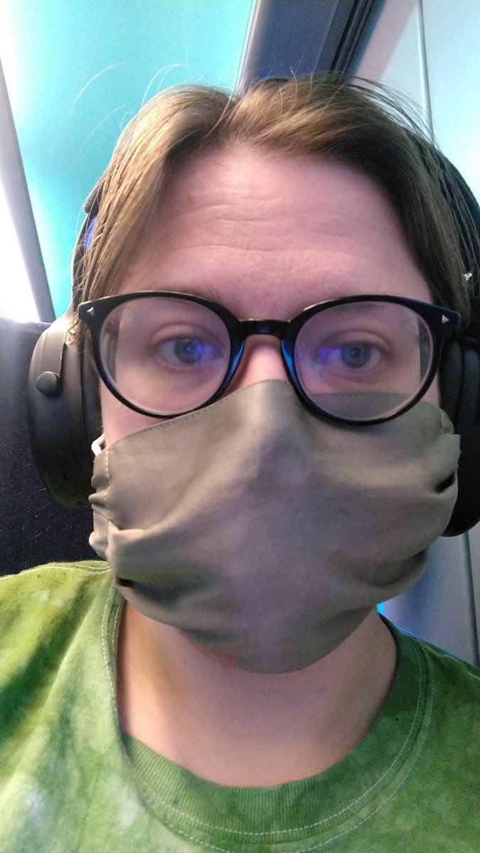 KingdomKatie's tweet photo. Been traveling for over 12 hours
Not well
#selfpitytweet https://t.co/4Hm8ew15OZ