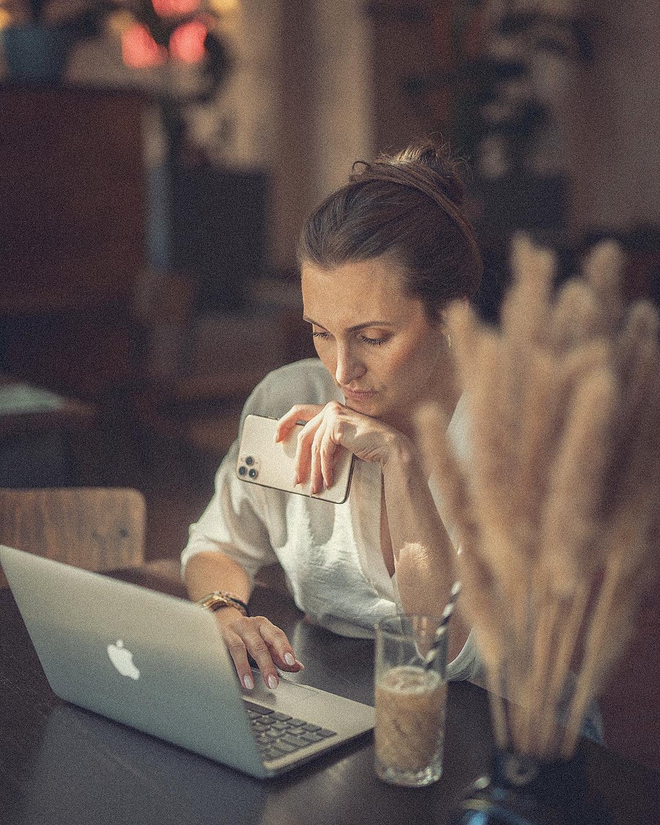 Got a (new😅) website! 
Show some love and check it out 😇
lisaramuschkat.com