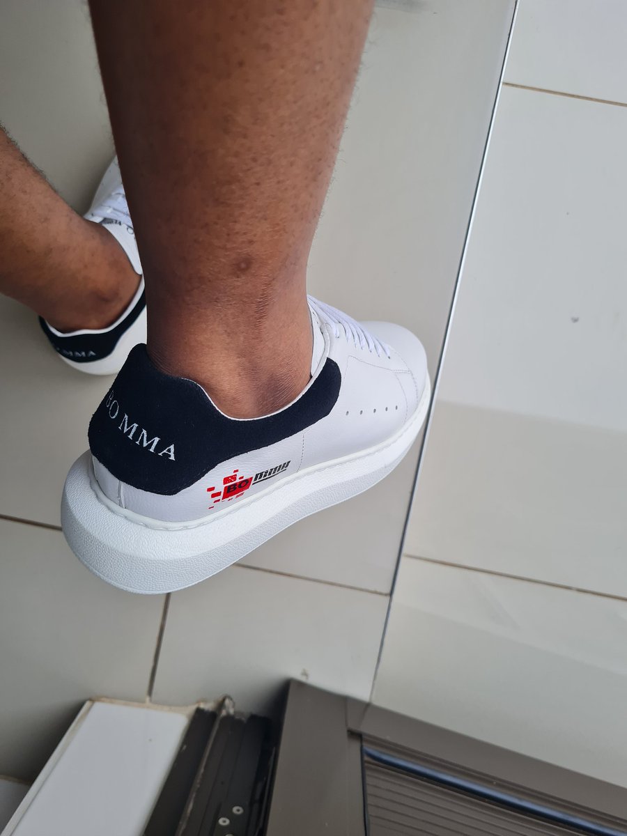 Bomma_Sneakers's tweet image. Competition Alert🚨

We're giving away a pair of Bomma sneakers. Comment with Your shoe size using the tag #BommaSneakers 

I'll choose a winner Randomly👟🇿🇦