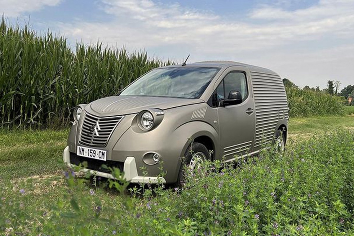 auto55be's tweet photo. Een nieuwe Berlingo met klassieke looks. #citroen #citroenberlingo #fourgonette #citroen2cv Zie https://t.co/VwbLd9At8N https://t.co/Oj2L5v2Ctd