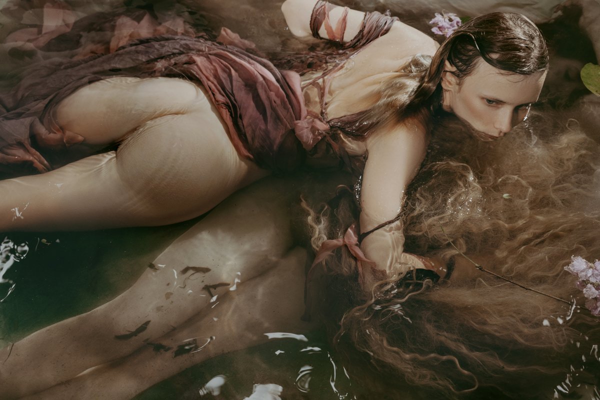 YStrizh's tweet photo. My patreon has just been born.
 there I will share my pictures in high resolution, the meanings of what my song is about, author's lectures about photography and art. I am a culturologist religious scholar, btw/
let's share love!
#patreon #print #artwork
https://t.co/xOrtdv0t4W https://t.co/aKDbQtdAM0
