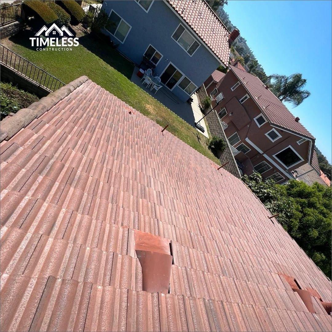 TimelessConstr's tweet image. Check out the new #tcproject @TimelessConstr completed recently. 
👉 This #roof in Rancho Palos Verdes, California needed a lot of work but, of course, no project is too complicated for our team of professionals. 

🤗 Stay tuned to see more of our work.