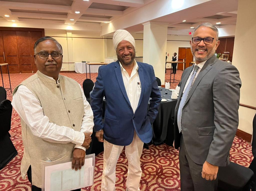 govindrams's tweet photo. ⁦@carbon365zambia⁩ - We we’re the proud sponsors of the newly formed INDO-Zambia Business Council in #Zambia. #Dunlop ⁦@Carbon365nigeri⁩ ⁦@carbon365ivory1⁩ ⁦@carbon365sudan⁩ ⁦@Dunloptyres_SA⁩ https://t.co/8S4ggUfTst