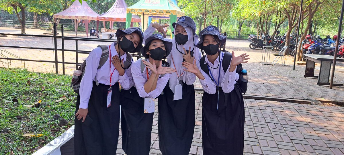 natalieputri_'s tweet photo. SELESAIII DECHH SERU BANGETTTTT LOCHHH 🤩🤩🤩🤩🤩🤩
#VOKASIIMPACT #MPKMB59SVIPB #IPBDIGDAYA #VOKASIJUARA #LNK https://t.co/tfwJeZa7z5