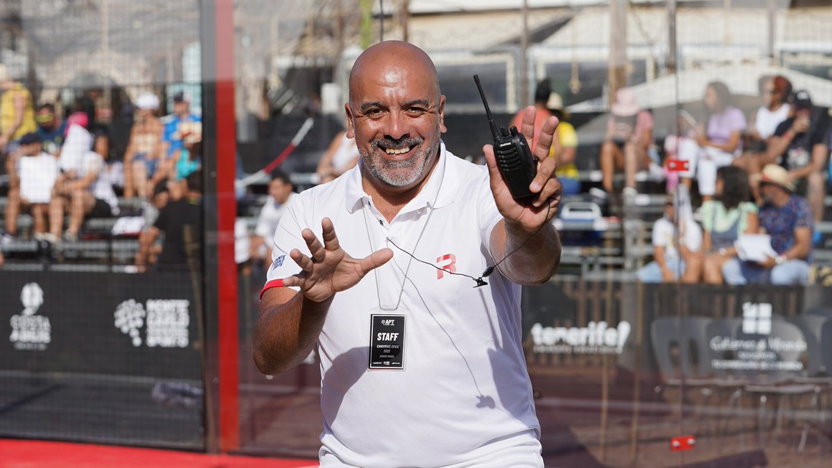 Tras dos semanas trabajando en el #APTTenerifeOpen y #APTCanariasOpen, toca descansar unos días.
En la foto sale el gran <a href="/OscarSole37/">Oscar Solé</a>, la persona que representa a toda la familia del @APTPadelTour. Y el que logro que el padel, tuviera identidad propia desde la comunicación