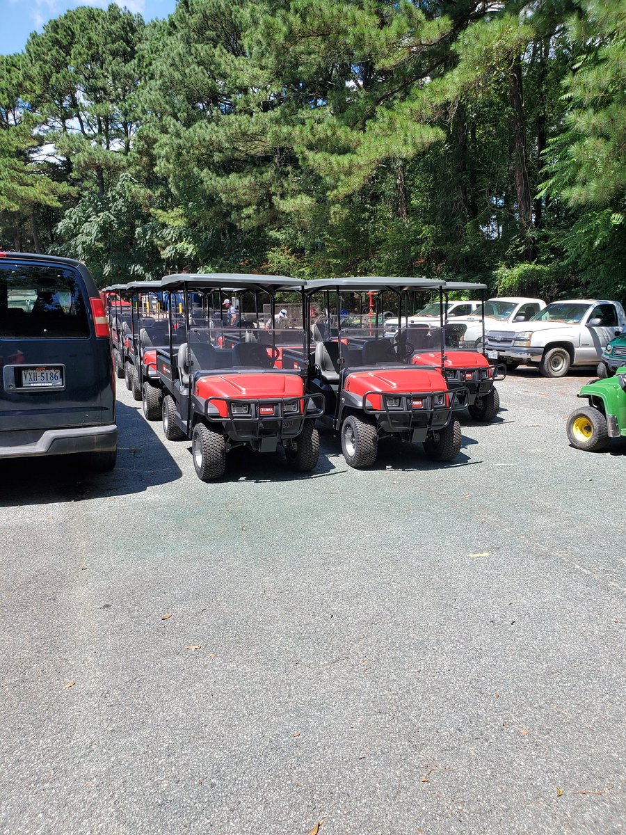 DaveMeltonOBX's tweet image. Unloaded, checked over, and parked. The new GTX from @ToroGolf and @smithturf has a great ride, cargo bed options to choose from, and improved reliability.
#letmeshowyou
#rediron
#bythedozen