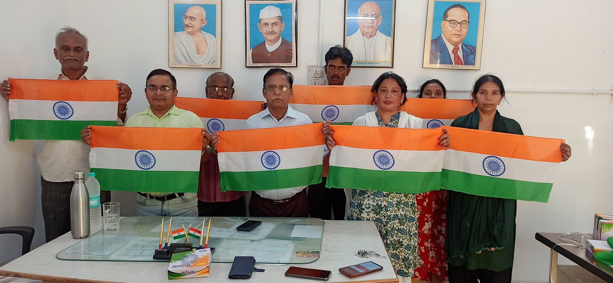 armbsmchb@016 tweet media