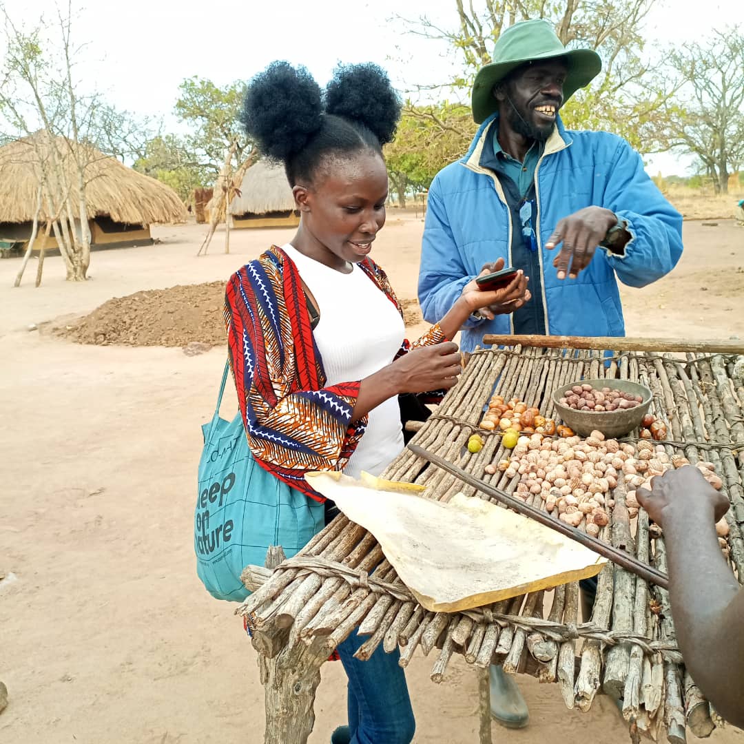 GerimaMustafa's tweet image. As #IndigenousPeople we protect 80% of the world&apos;s biodiversity and yet we are left out of important decisions that affect us and the planet.

The numbers get more grim as we note indigenous Africans who are considered. This needs to change.
#WeAreIndigenous #WorldIndigenousDay