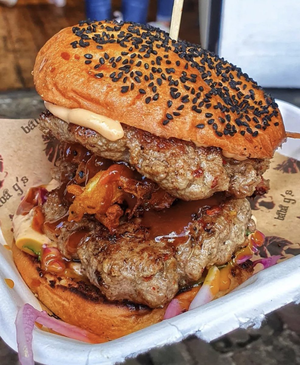 It’s Tuesday and we are ready to ROCK… 💥 And by rock we mean serve up these AWESOME burgers to anyone who fancied swinging to one of our stalls or grabbing hold of a Deliveroo or Uber Eats 😎 Tag someone who’d love this burger in their face! 🍔