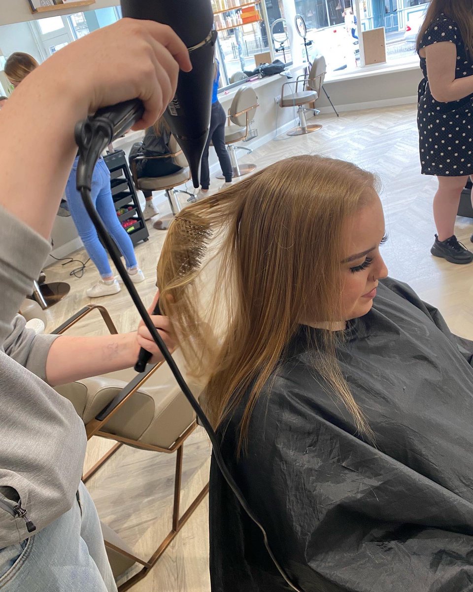 BBeautifulcic's tweet photo. Our 3rd summer program is well under way, So proud of the young people we are working with, gaining confidence, life skills and work experience. #youngpeople #youthemployment #socialenterprise #makingadifference https://t.co/8Bzd5UU8f5