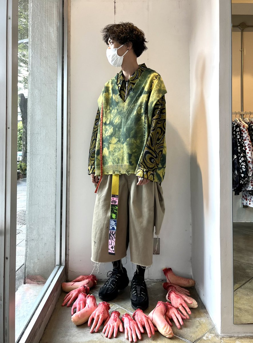 K_A_N_E_Y_A_N's tweet photo. 漢山本最終オーダー🔥
チョイスがなんというかもう流石🤦‍♂️
いつもネタにしてるけど一人営業だから山本さんいるだけで本当に助かる🙏
今回もありがとうございました✨✨
残らせて片付け手伝ってもらえば良かったなんて決して思ってません。
#kidill #23ss #HELLHAUS https://t.co/zPCPeFPGm3