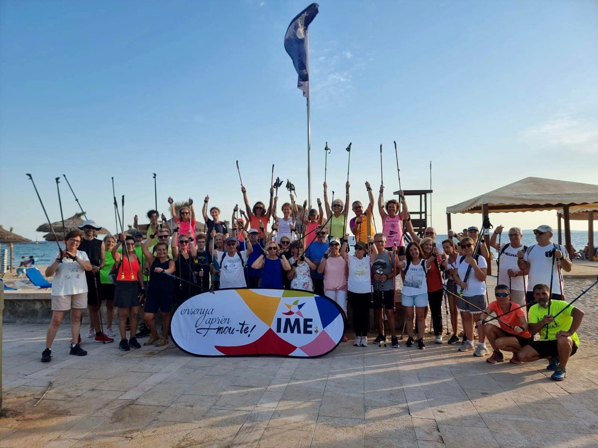 👟👟Amb ganes de Nordic Walking a la Fresca, amb el mar i el sol que ens acompanyen a totes les jornades!🌅
📸 Imatges de la darrera ruta de Ciutat Jardí 
Us esperam aquest divendres a les 19.30 h davant l’Hospital Sant Joan de Déu
Inscripcions gratuïtes:  bit.ly/3wKJudN