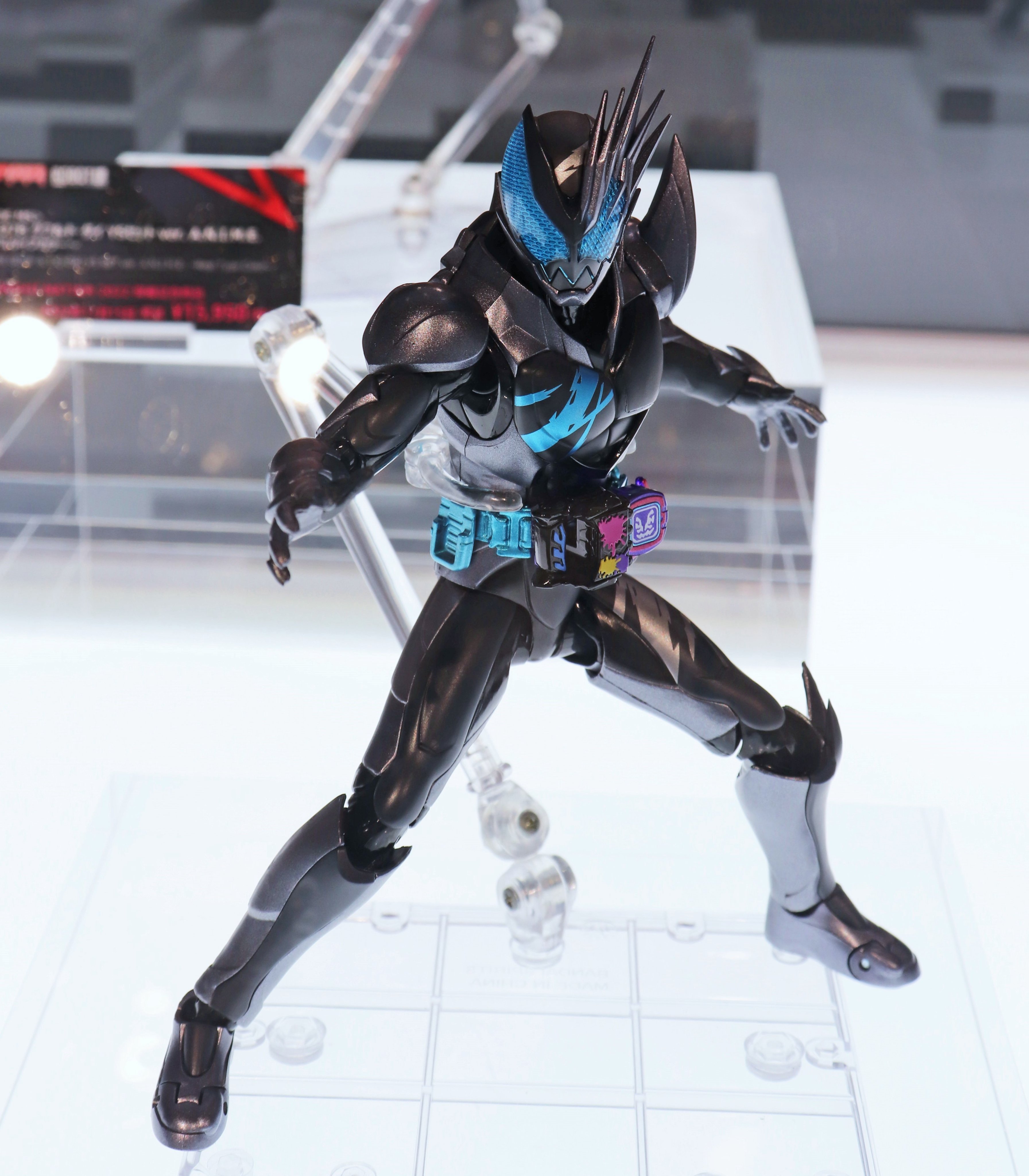 S.H.Figuarts 仮面ライダー ジャックリバイス イーヴィルトリガー