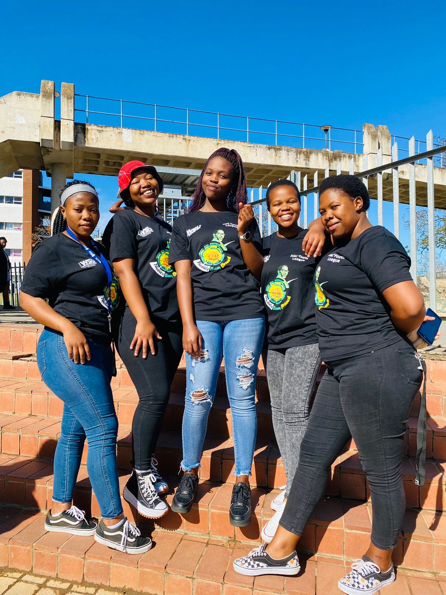 BamThobile's tweet photo. Today we celebrate woman ! https://t.co/VJS8XWcgBk