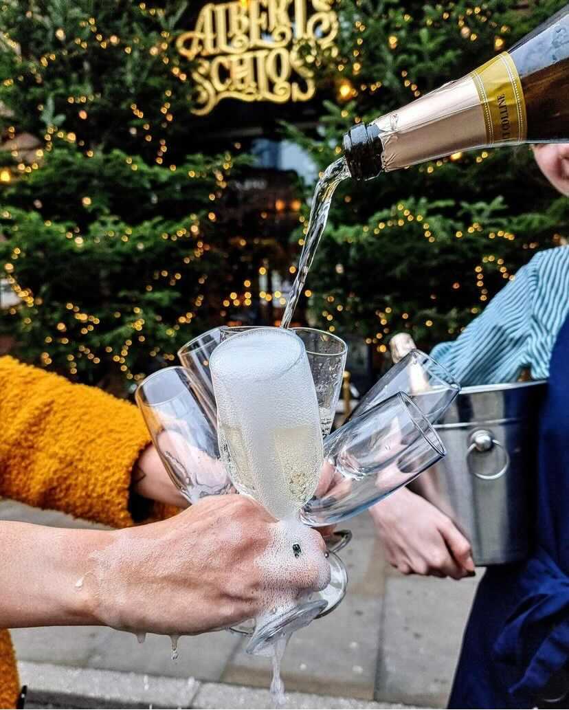 FatsomaTabb (@fatsomatabb) on Twitter photo To celebrate Prosecco Day this weekend, we’re sharing the best places in Manchester where you can grab a glass:
🥂 <a href="/SanCarlo_Group/">San Carlo Restaurants</a>
🥂 <a href="/RossoRestaurant/">Rosso Manchester</a>
🥂 <a href="/cottonopolisNQ/">Cottonopolis F&L</a>
🥂 <a href="/Cloud23Bar/">Cloud 23 Manchester</a>
🥂 <a href="/AlbertsSchloss/">Albert's Schloss</a>
Cheers!
#manchestereats #proseccoday To celebrate Prosecco Day this weekend, we’re sharing the best places in Manchester where you can grab a glass:
🥂 <a href="/SanCarlo_Group/">San Carlo Restaurants</a>
🥂 <a href="/RossoRestaurant/">Rosso Manchester</a>
🥂 <a href="/cottonopolisNQ/">Cottonopolis F&L</a>
🥂 <a href="/Cloud23Bar/">Cloud 23 Manchester</a>
🥂 <a href="/AlbertsSchloss/">Albert's Schloss</a>
Cheers!
#manchestereats #proseccoday