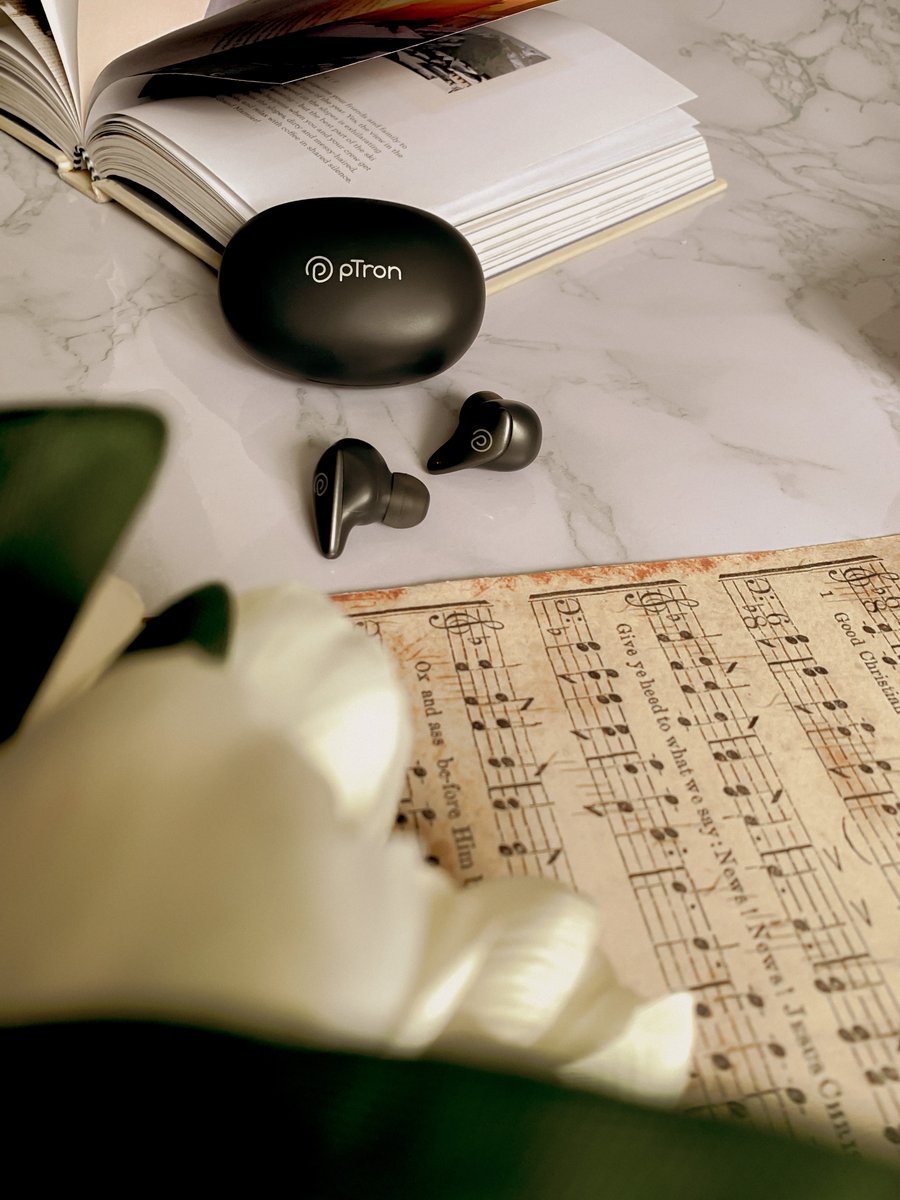 pTronIndia's tweet photo. Enjoy a fast, lag-free and seamless entertainment with Bassbuds Wave ft. Bluetooth v5.3.
#BassbudsWave #PlayTheWave #pTronEveryday https://t.co/Urn2AKh7VF