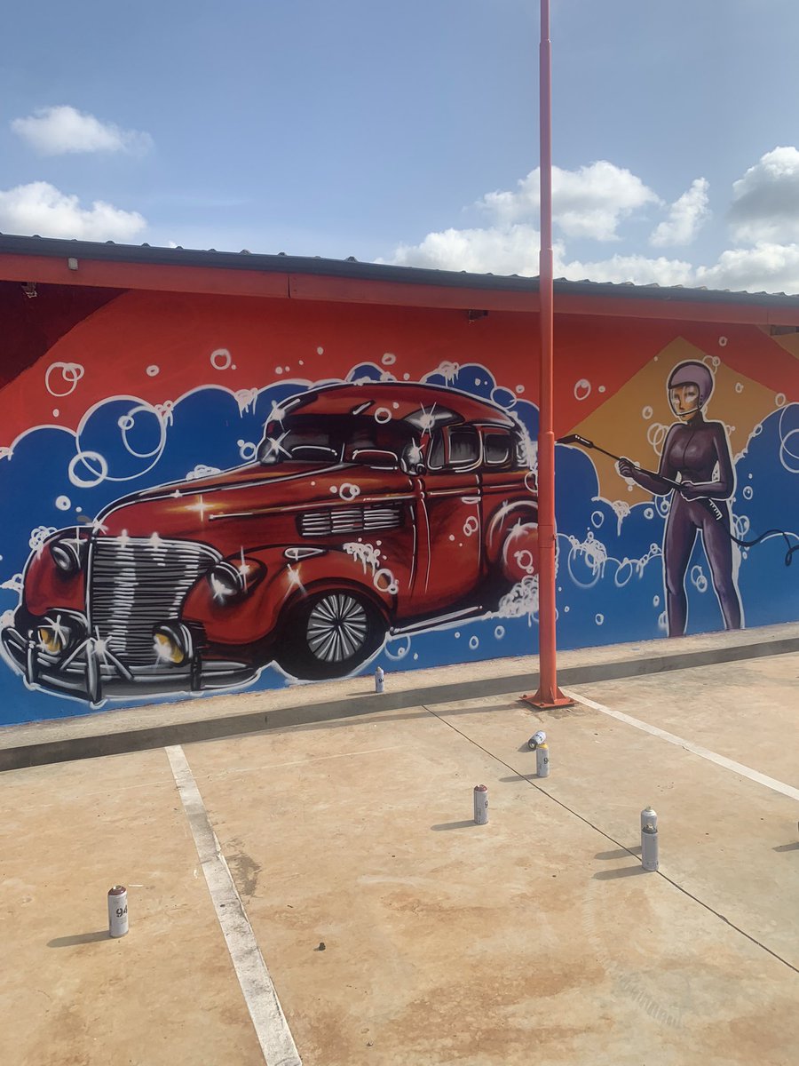 The artist and their art (keep it going) 🫡