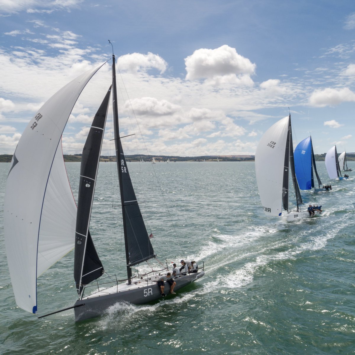 mustoclothing's tweet photo. Some of our favourite images from the racing at @cowes_week! Well done to everyone that competed, we hope you enjoyed it and to see you all again next year!
📸: @ShaunRoster
#CowesWeek2022 #CowesWeek #Musto https://t.co/gF7yC1cFGL