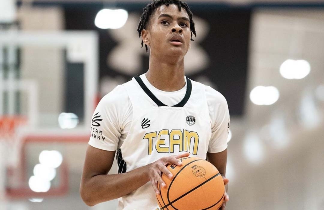 ProSkillsBball's tweet photo. We're excited to announce the launch of Team Curry Academy, the skill development arm of Team Curry!

Team Curry, operated by Pro Skills Basketball, is the official grassroots teams of Stephen Curry that play on the boys and girls Under Armour Association Circuit. https://t.co/obx4WHBn3d