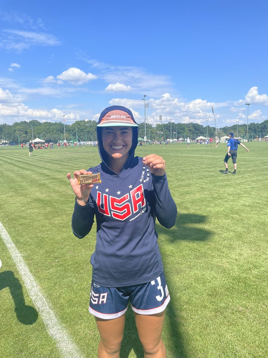 Ultiworldlive's tweet image. Elise Freedman won her first spirit of the tournament in todays game against New Zealand! “Shout out to MECLAO Ultimate”