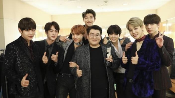 mihupjm's tweet photo. Happy 50th Birthday to our king, our father, our one and only BANG PD!!💜🎂Thank You for creating @BTS_twt, they are the most precious gift for us armies!
Wishing you lots of success 💪🏻 @hitmanb WE LOVE YOU 😘🤩
#BANGPDDAY #BangPD #HAPPYBIRTHDAYBANGPD #BTS https://t.co/djSKKdVPu7