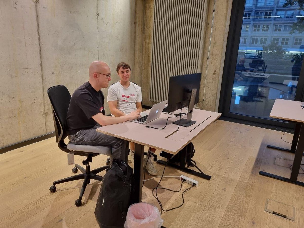 codebarBerlin's tweet image. We had another great workshop evening last night! Huge thanks to @pleo, and our wonderful students & coaches 🤗 If you would like to coach or learn at codebar, please sign up and check out upcoming workshops! codebar.io/berlin