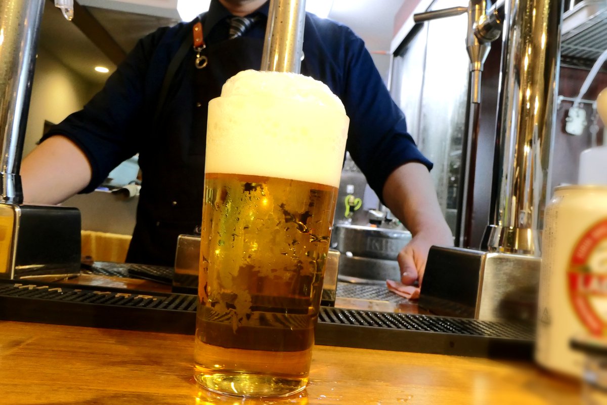 なかのみ #中野でカンパイしよっ
第3話①「麦酒大学 描き方と注ぎ方」
更新されてます!
同じビールなのに注ぎ方で味わいが変わる!
本当にビックリでおいしいビール回です!🍺
よろしくお願いします!🍻
https://t.co/O9eHnVE1vN