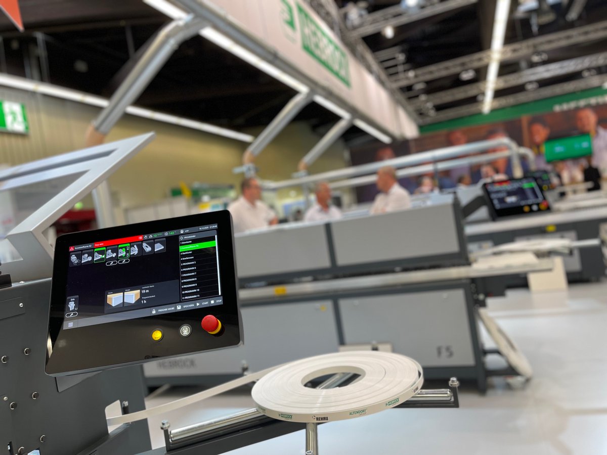 El Grupo ALTENDORF presenta las nuevas chapeadoras de cantos HEBROCK de las series F y K <a href="/MaesmaSL/">Maquinaria Especial Para La Madera - MAESMA S.L.</a>  bit.ly/3SANFBM