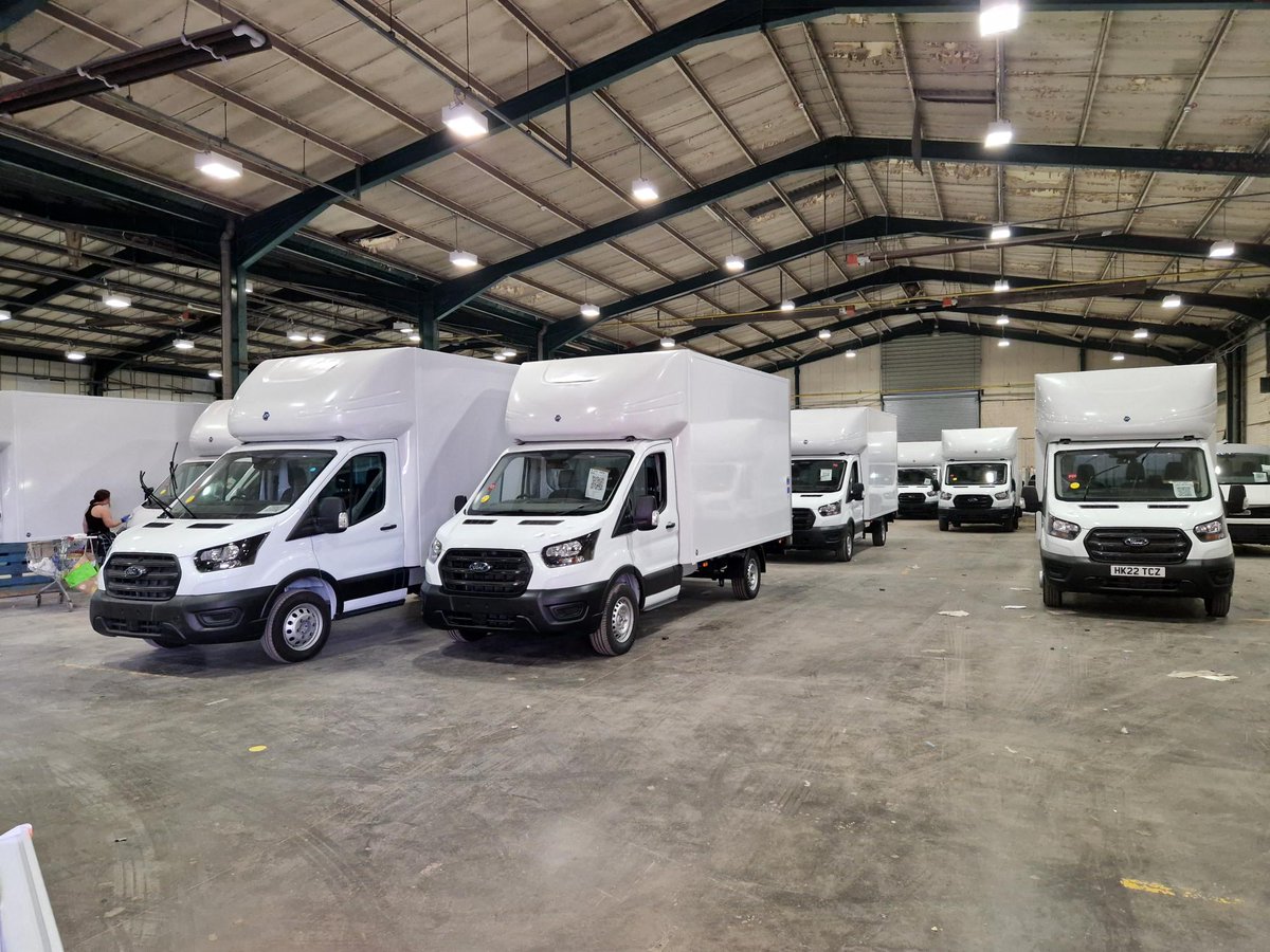 I feel a bit of a Ford Motor Company / Bristol Street Motors Transit luton theme going on here!!!

#notjustanybody
#fordjcppartnerships