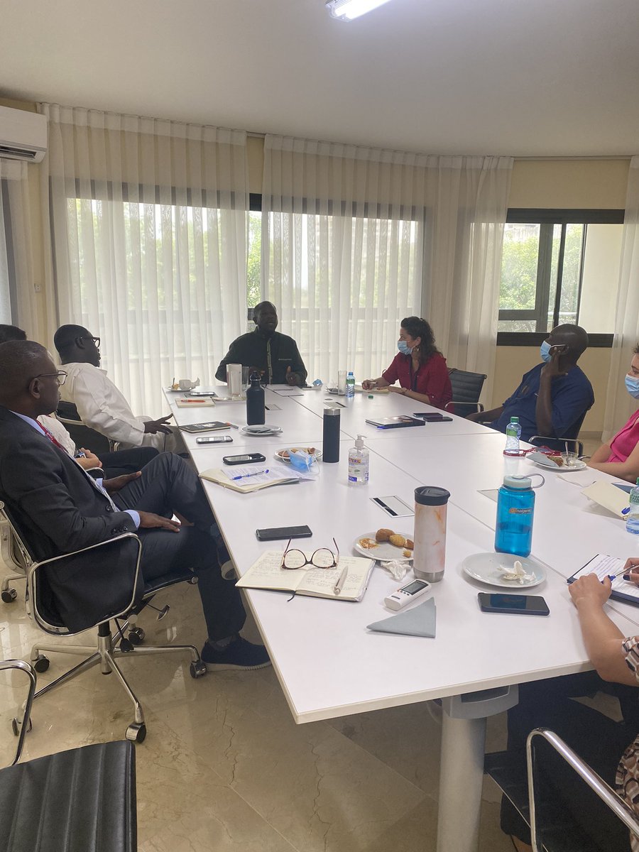 AmbCanSenegal's tweet photo. L’@AmbCanSenegal a eu le plaisir d'accueillir M. Ababacar Fall (Gradec) pour une table ronde sur les enseignements et retombées des  législatives sénégalaises. Une conversation stimulante.
#legislatives2022sn #CanadaSenegal60 https://t.co/uppNGXGSkl