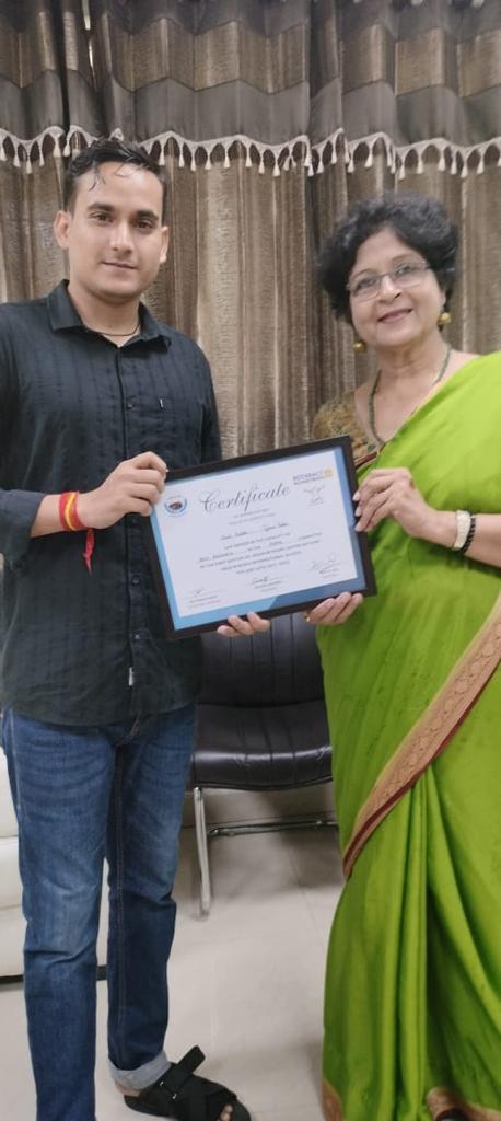SatyawatiCol_DU's tweet photo. Best Senator award won by Kush Kishore. He has won more than 40 awards till now. https://t.co/PzyWTfbvvf