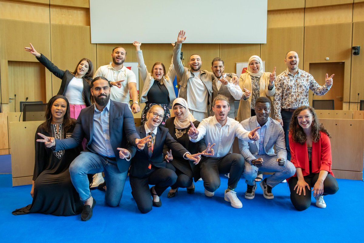 Moussa CAMARA , " Les Déterminés ", ou comment 450 idées ont donné jour à des #entreprises en sept ans.
#entrepreneuriat #banlieues #zonerurales #entrepreneur #entrepreneursocial #france