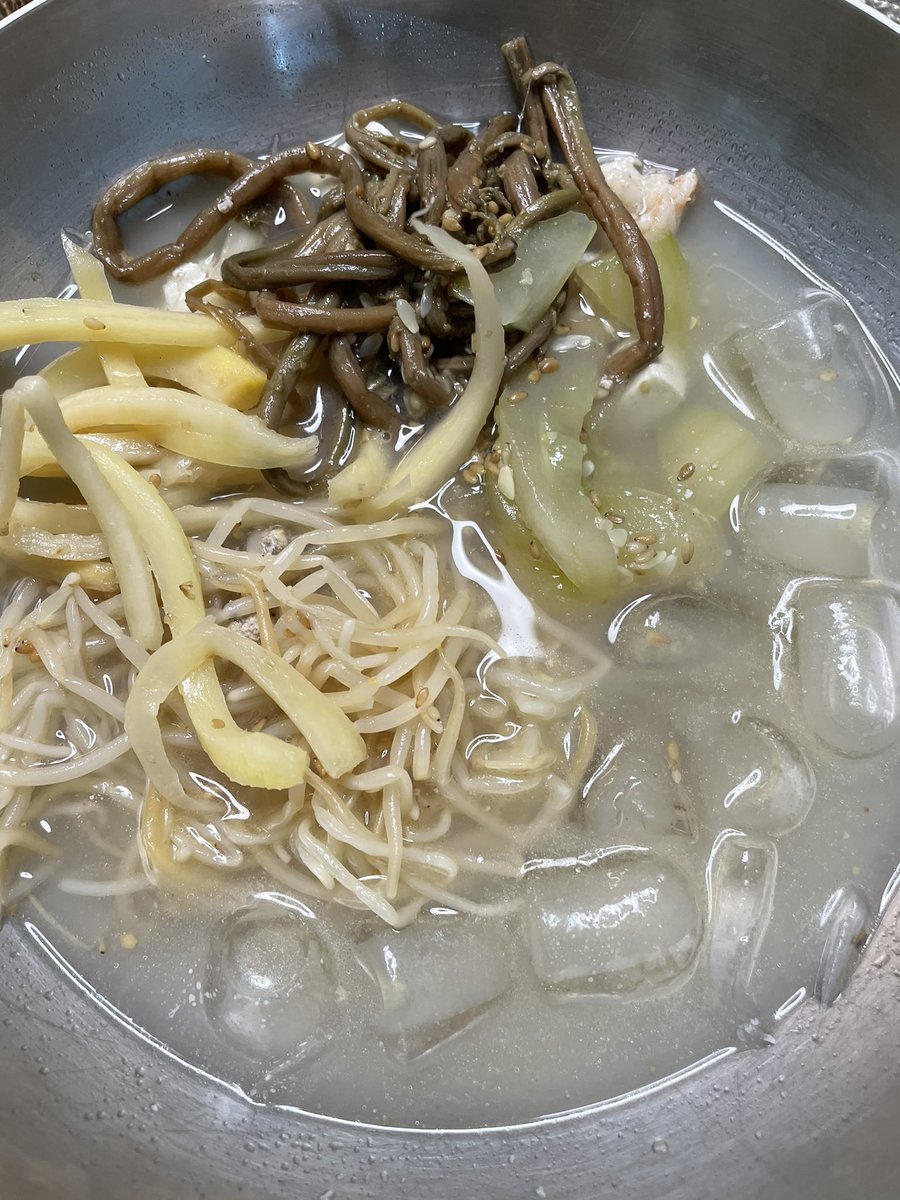 tskootskoo's tweet photo. #구부장밥상 #具部長の食事  #具部长的饭菜
#집밥  #홈캠핑 #メスティン料理  #반합밥
#철판구이  #鉄板焼き  #YD  #TD
#부산  #釜山  #BUSAN  #대연동  #생일  #미역국 

#자유로운 
#영혼
#구부장 
#自由的灵魂
#라면
#ラーメン 
#라면매니아
#ラーメンマニア 
#골프
#백돌이
#호텔
#선물
#여행 https://t.co/9bXbjrlD1n