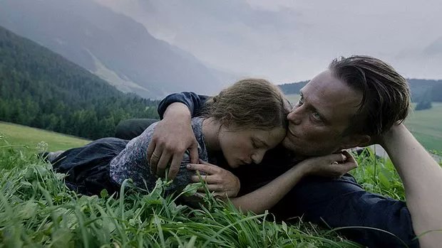 moviegolds's tweet photo. A Hidden Life 

Avusturyalı Franz Jägerstätter, II Dünya Savaşı’nda yaşananların ardından Naziler için savaşmayı reddeder ve bu yüzden de 1943 yılında idam edilir. https://t.co/imucGRDKKD
