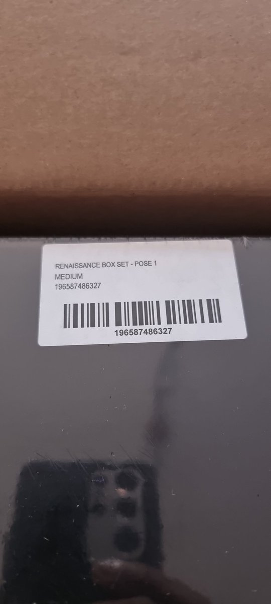 Duvality's tweet photo. IT'S HERE BITCHES!!!! FINALLY! #CLUBRENAISSANCE #RENAISSANCE #pose1 #BEYHIVE #Beyonce https://t.co/yImOfvKILk
