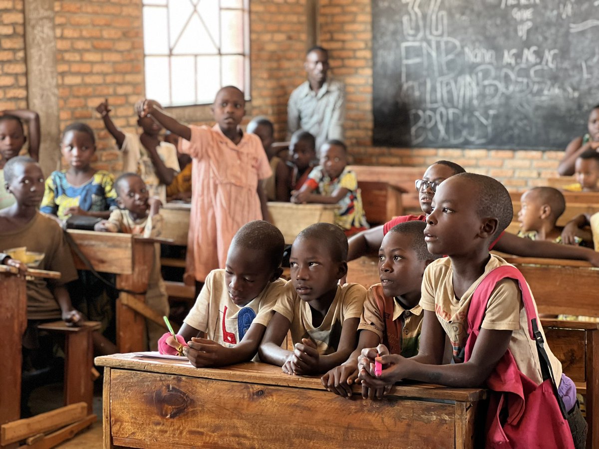 Sad_ngo's tweet image. #campsdété : A l’ECOFO Winterekwa, les activités de camps d’été portent au fur et à mesure leurs fruits. Enfants de tout âge sont regroupés et apprennent ensemble selon la thématique ou la leçon du jour, dans un climat paisible et favorable.

#SADBurundi 
#childprotectionfirst