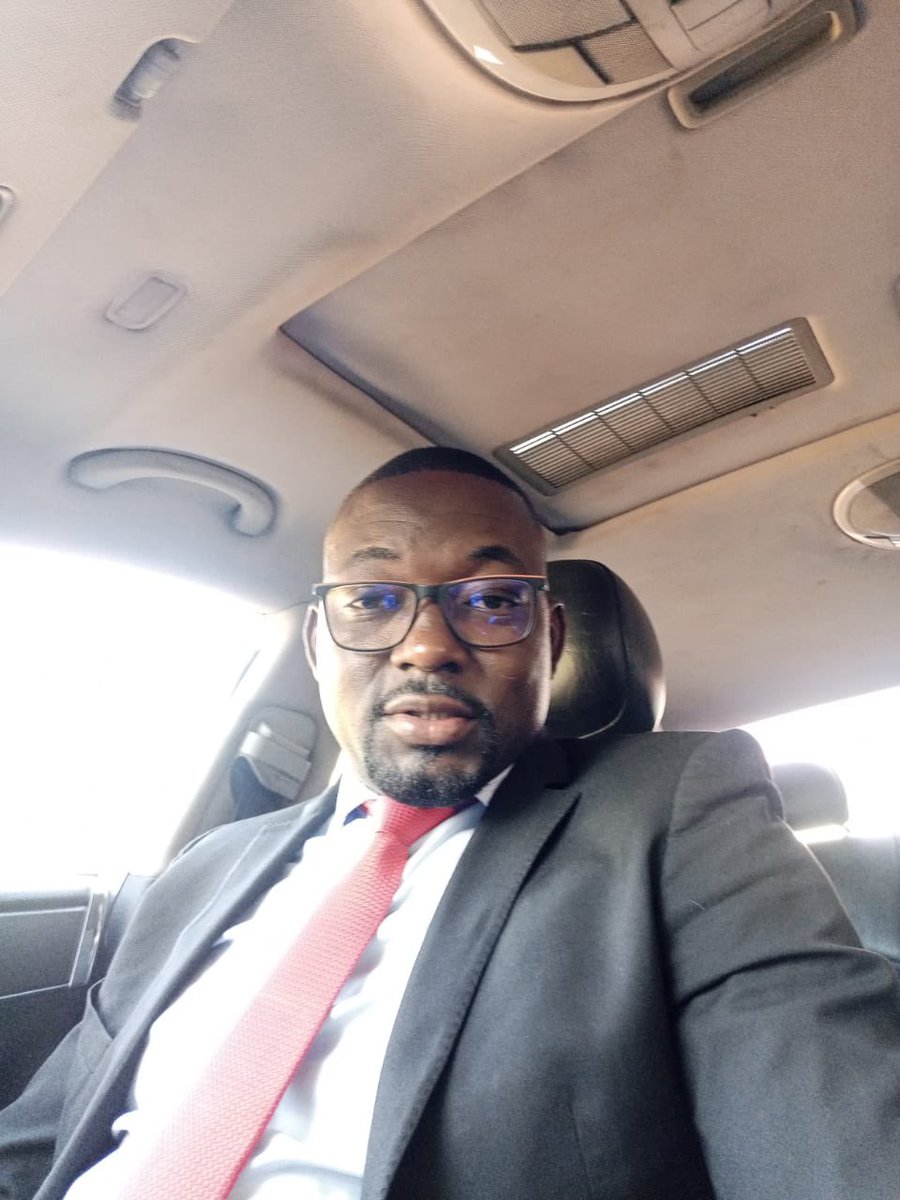 JacobZongo1's tweet image. La tolérance est le propre du Créateur. Il fait briller le soleil et tomber la pluie sur les justes et les méchants. Il a le monopole de la force mais il ne fait pas cramer le méchant au marché. Alors si tu es dans l’esprit du créateur, tu ne peux pas diviser les humains.