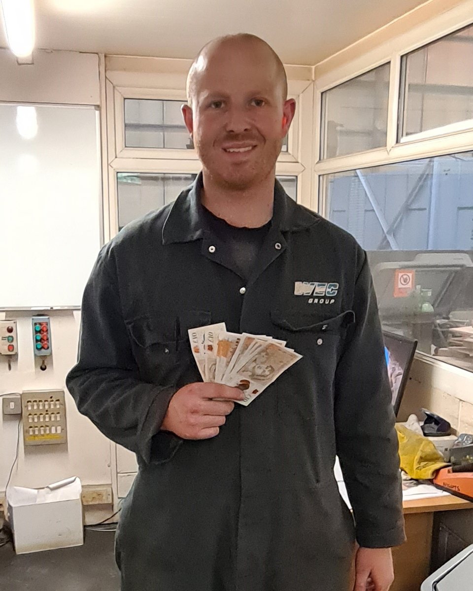 wecgroupltd's tweet image. Well done Johnny from our WEC Fabrication division who has received the Welding Excellence Award for July and won himself £100! Fantastic work Johnny.

We are on the lookout for more skilled welders to join our Darwen HQ! Apply now ⬇

wec-group.com/current-vacanc…

#WorkWithWEC #Ukmfg