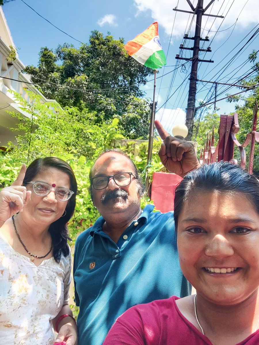 poorvi_anand97's tweet photo. Har ghar tiranga 🇮🇳
#HarGharTiranga
#tirangaanthem 
@AmritMahotsav https://t.co/RA0dUfplti