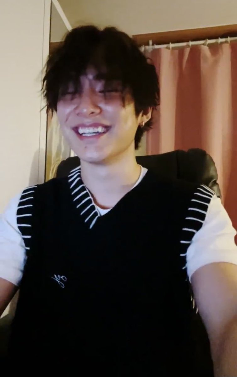 T_als32's tweet photo. His smile is magnetic~
π₯Ή
#ACE #μμ΄μ€ #ACE_Junhee #ACE_vlive #ParkJunhee @official_ACE7 https://t.co/nENnlU8HFr