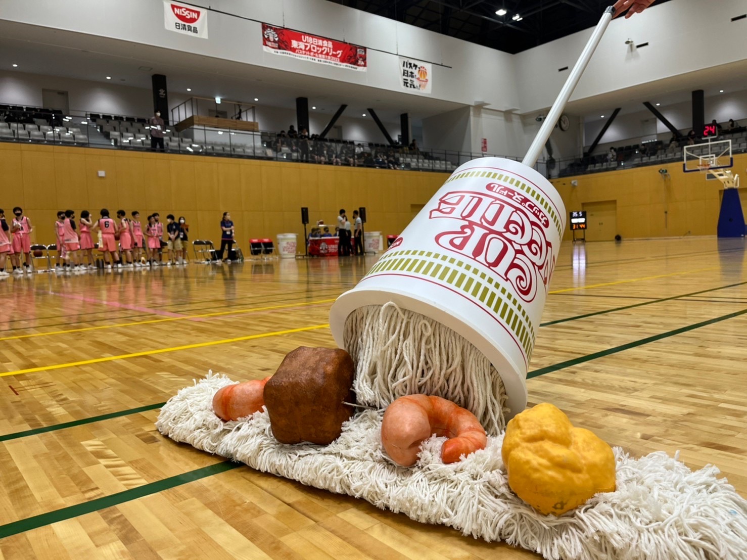 日清 おうちモップヌードル カップヌードルクエスト モップ