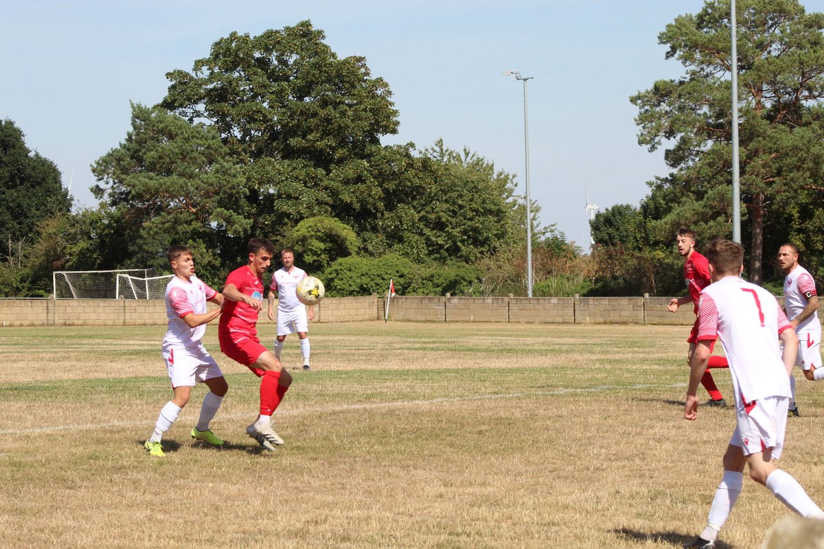 ⚪️🔴 NEXT UP 🔴⚪️

Langford host <a href="/ONChenecksFC1/">Northampton O.N. Chenecks</a> in our second match of the season at Forde Park.

⚽️ 3pm Kick Off

Get down and support the lads for what should be a great fixture!